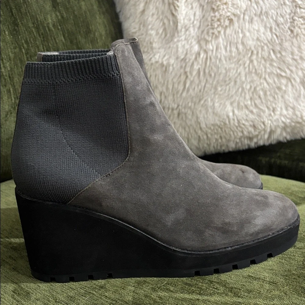 Eileen Fisher Gray Adele Graphite‎ Suede Wedge Booties Ankle Boots